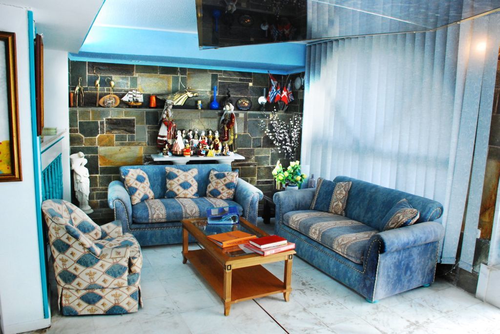 Astoria Hotel 2*