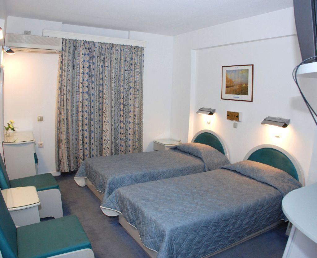 Astoria Hotel Khartáta